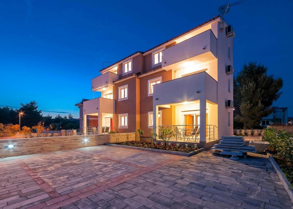 Apartments Hrvoje Vodice Buitenkant foto